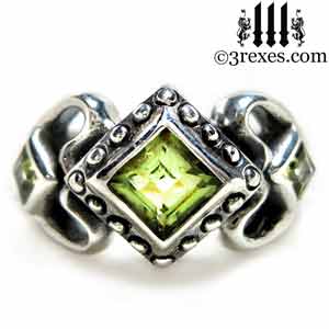 princess-love-ring-green-peridot-stones-silver-gothic-wedding-ring-3-rexes-jewelry.jpg princess-love-ring-green-peridot-stones-silver-gothic-wedding-ring-3-rexes-jewelry.jpg